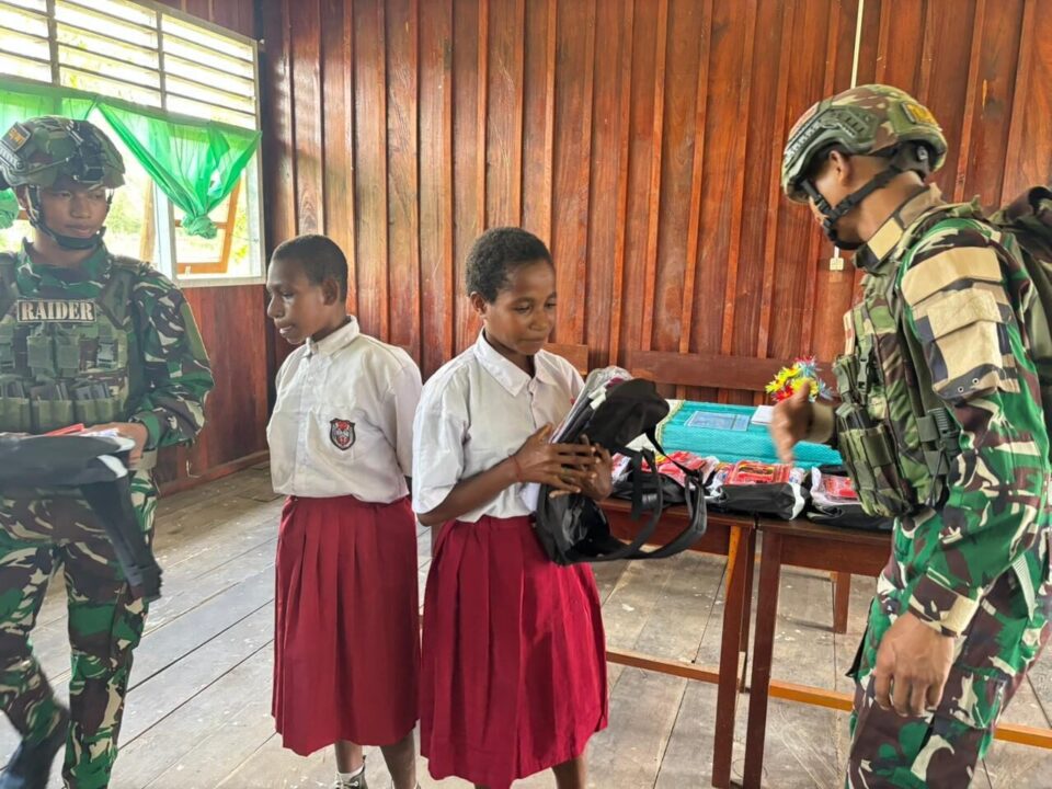 Langkah Kecil Satgas Yonif 753/AVT untuk Masa Depan Anak Papua