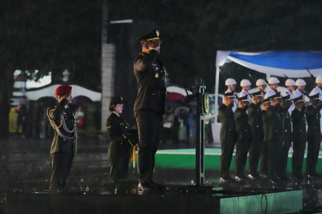 Dibawah Guyuran Hujan, Kasad Lantik 1.202 Perwira Remaja Diktukpa TNI AD Gelombang I TA 2026