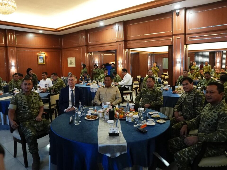 Dukung Perkuatan Penyelamatan Bawah Laut, Kasad Hadiri Penyambutan KRI Canopus-936