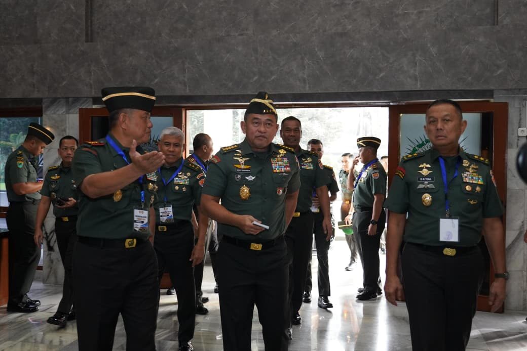 Kasad Hadiri Taklimat Presiden RI kepada 1.095 Pasis TNI-Polri di Seskoad