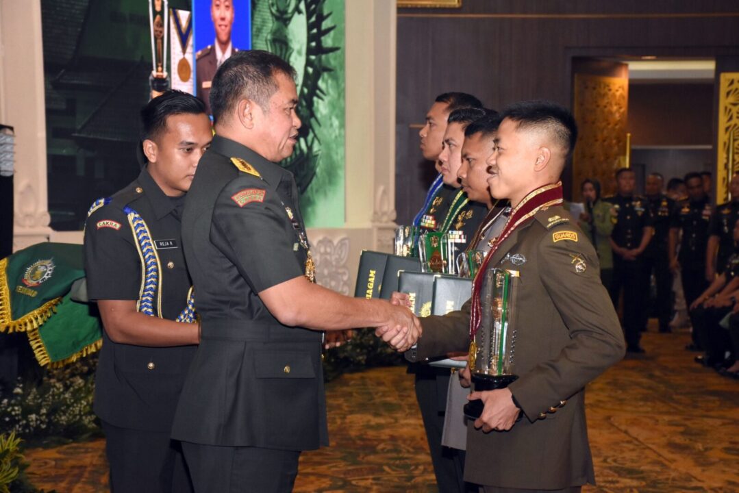 Kasad: Lulusan Seskoad Harus Berwawasan Strategis dan Visioner