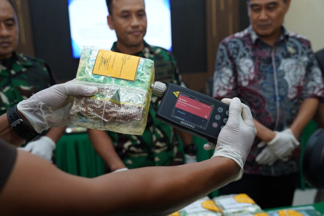 Satgas Pamtas Yonarhanud 1/PBC/1 Kostrad Gagalkan Penyelundupan Puluhan Kilo Narkoba