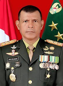 Mayjen TNI Frits Wilem Rizard Pelamonia, S.E. Pejabat Kotama