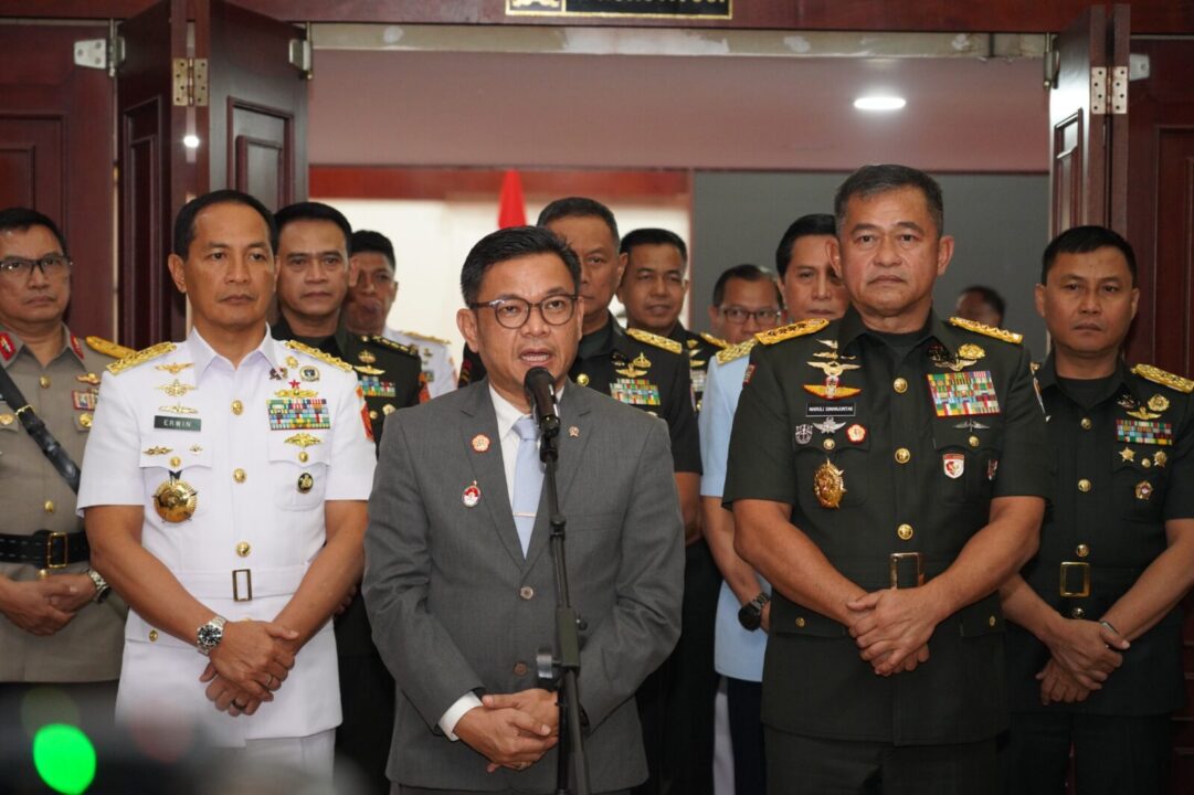 Perkuat Ketahanan Nasional, Kasad Dianugerahi Tanda Alumni Kehormatan Lemhannas RI