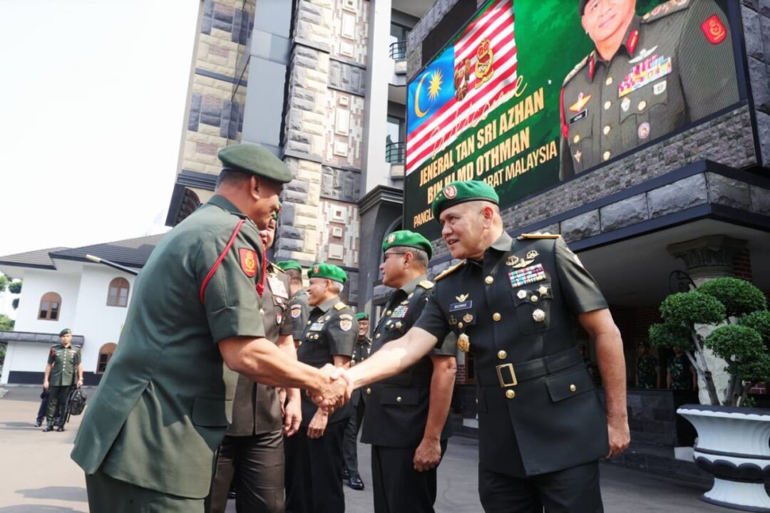 Perkuat Kemitraan Strategis, Kasad Terima Kunjungan Panglima Tentera Darat Malaysia