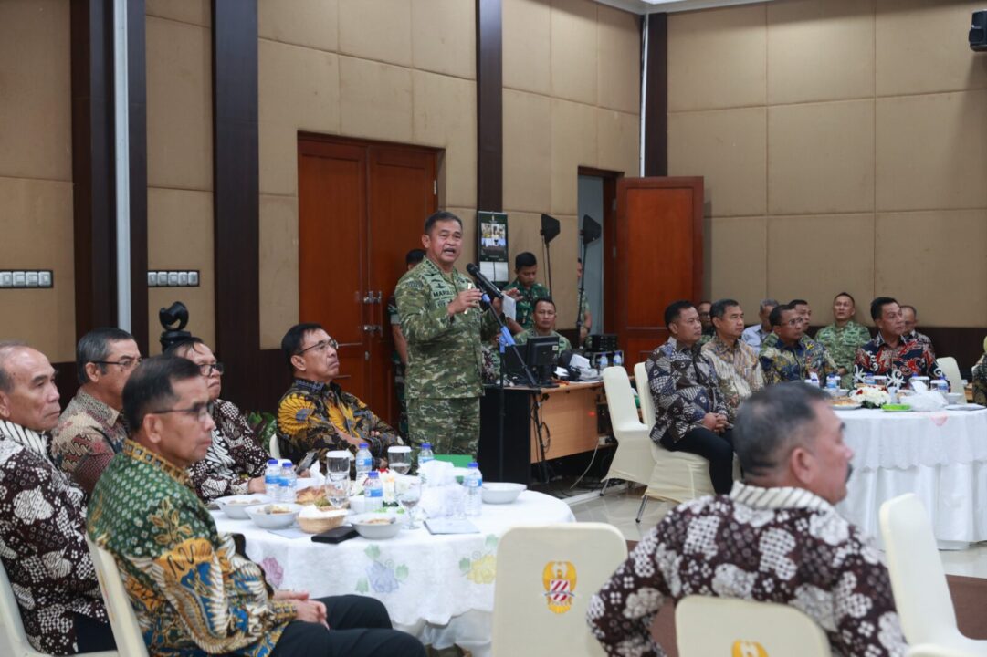 Silaturahmi dengan PPAD, Kasad Paparkan Berbagai Inovasi TNI AD bagi Prajurit dan Masyarakat