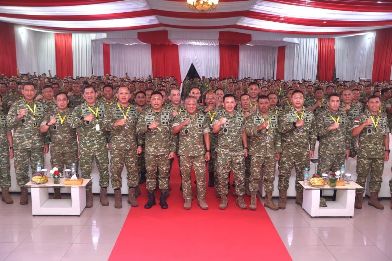 Bekali Dansatkowil, Wakasad Tekankan Pentingnya Komunikasi