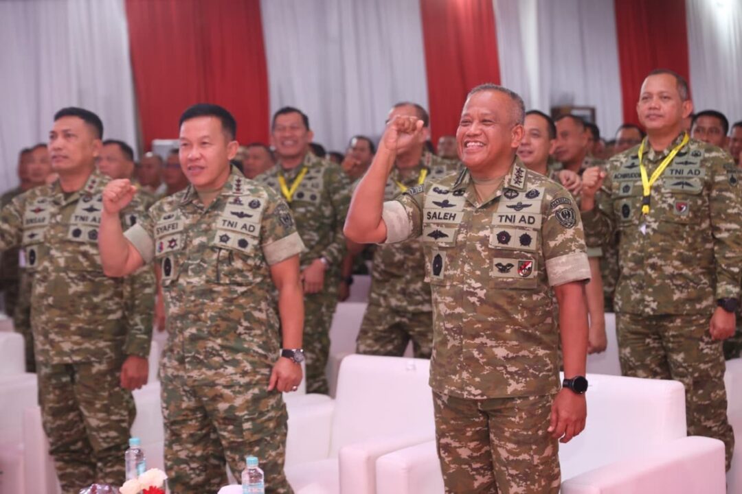Bekali Dansatkowil, Wakasad Tekankan Pentingnya Komunikasi