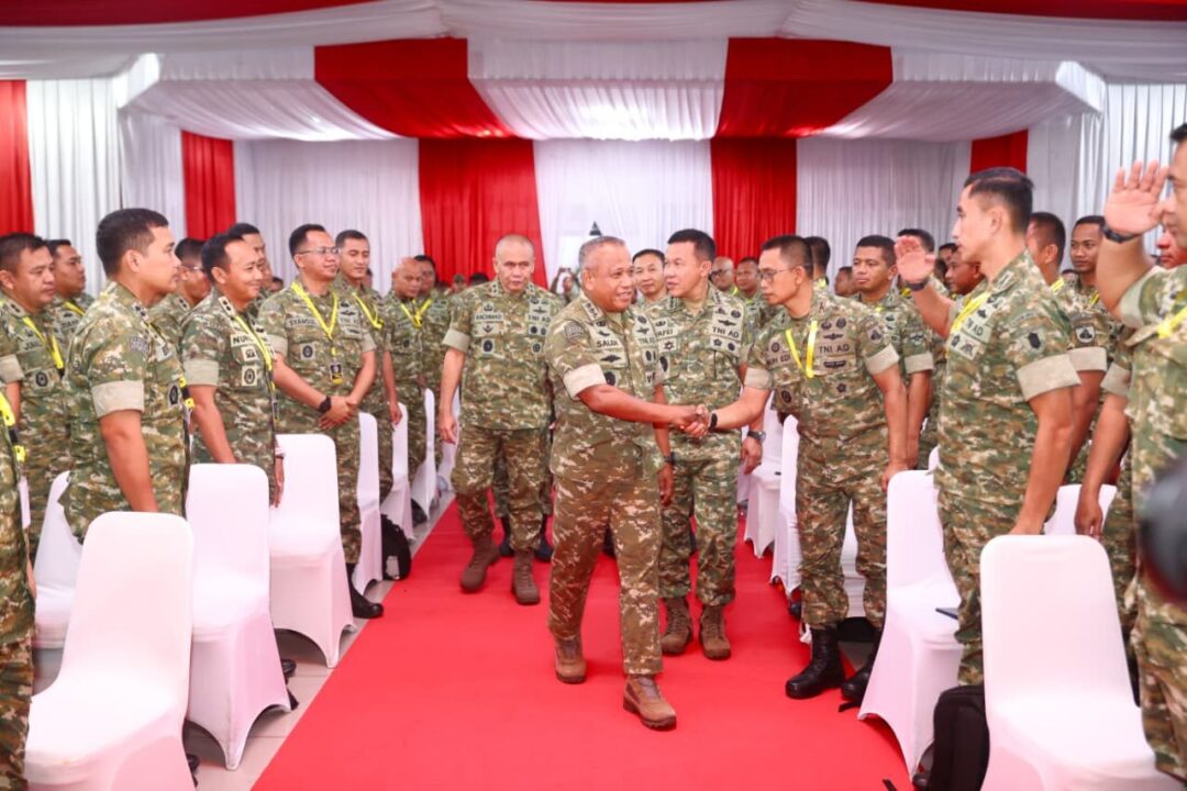Bekali Dansatkowil, Wakasad Tekankan Pentingnya Komunikasi