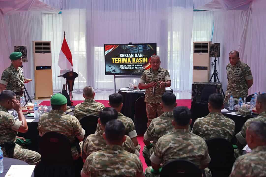 Bangun Fondasi Satuan, Wakasad Minta Prajurit Yonif TP 531 Dekat dengan Rakyat