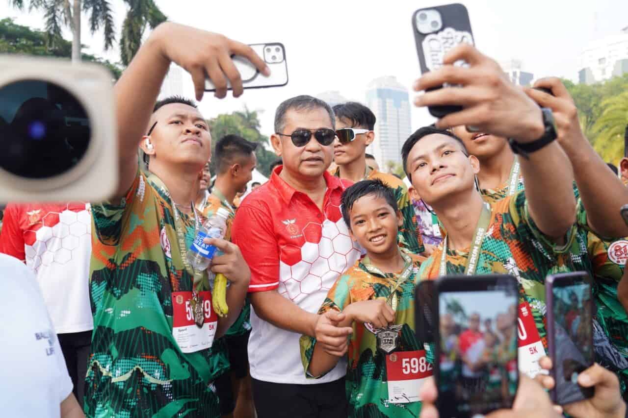 Ramaikan TNI Run 2026, Kasad Berbaur Bersama 12 Ribu Peserta